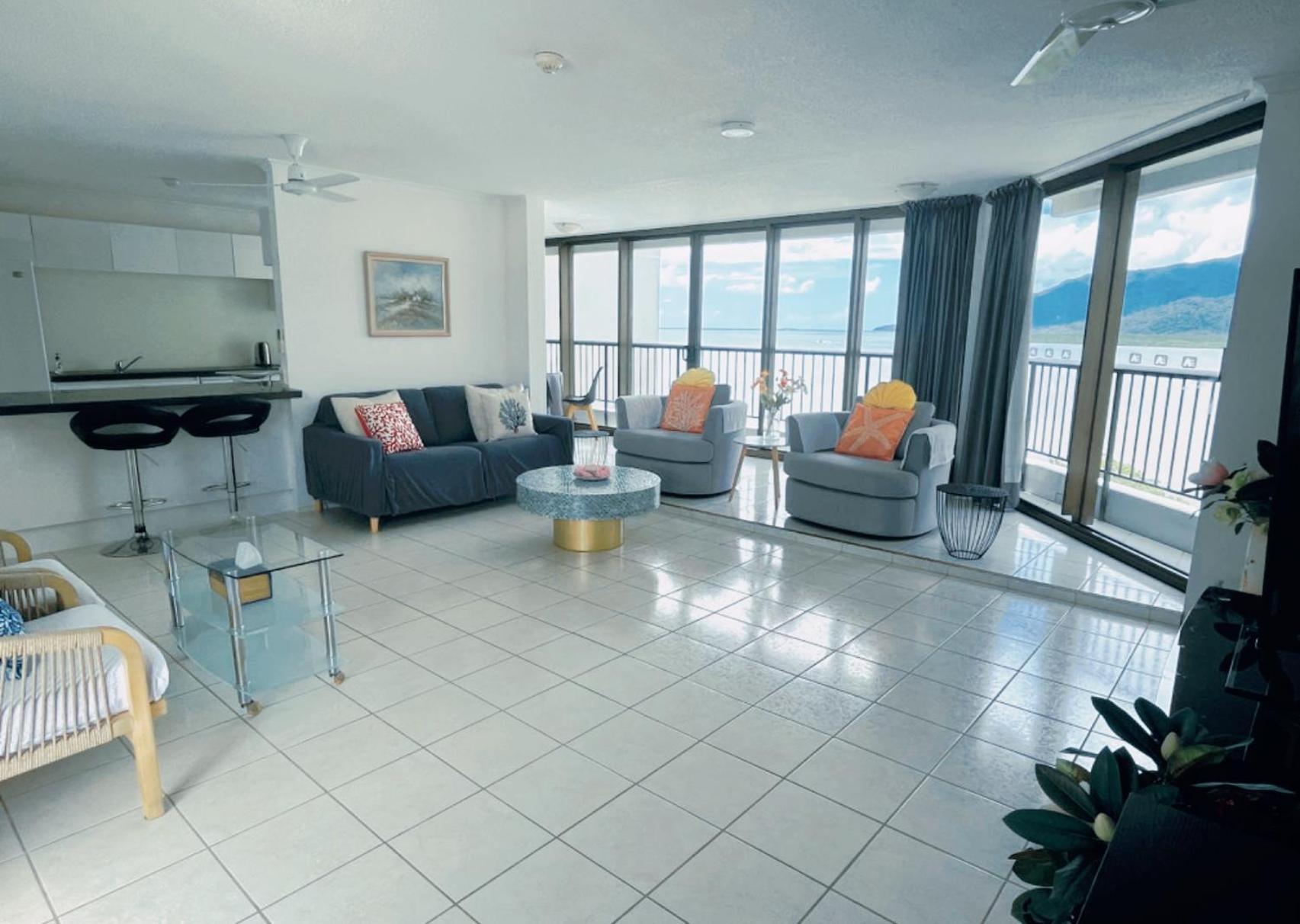 Cairns Ocean View Apartment In Aquarius Exterior foto